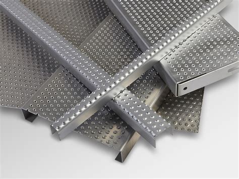 16 gauge sheet metal ramp|Traction Tread™ Metal Safety Grating .